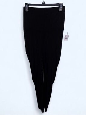 A Pea in the Pod Black Maternity Leggings